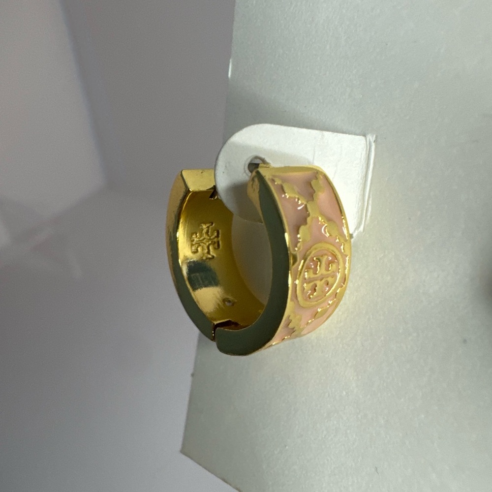 Tory Burch New Monogram Pink Enamel & Gold Plated Huggie Earrings - Picture 9 of 10